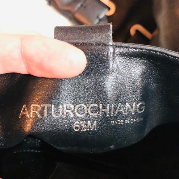 Arturo Chiang Distressed Riding Boots, Black with buckle detail, Size 6.5 - Picture 2 of 7